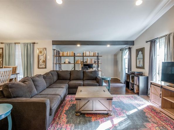 1405  Windy Meadow Drive , Plano Texas 75023