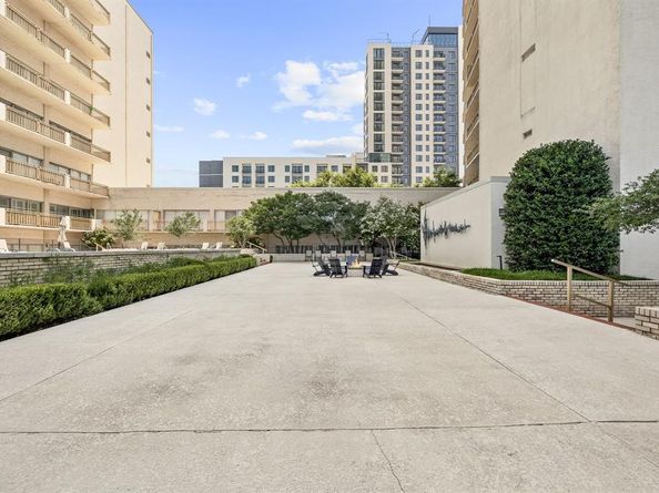 6211 W Northwest Highway  2005, Dallas Texas 75225