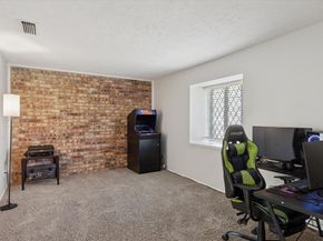 11 E Townhouse Lane  26, Grand Prairie Texas 75052
