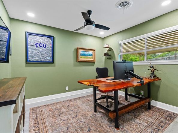 1904  Malibar Road , Fort Worth Texas 76116