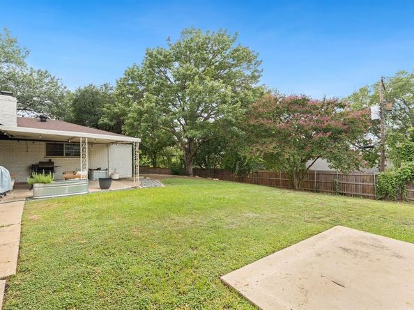 1904  Malibar Road , Fort Worth Texas 76116