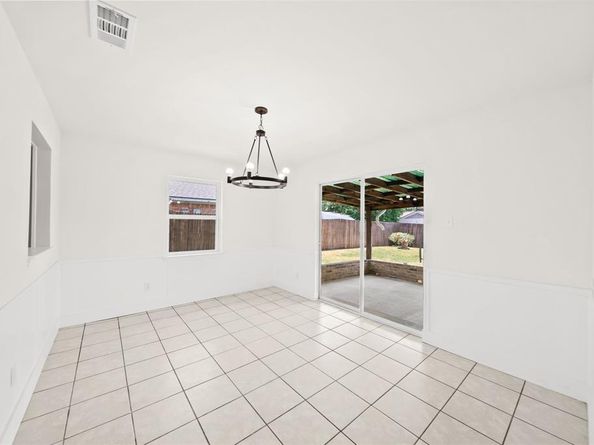 3802  Roan Circle , Garland Texas 75043