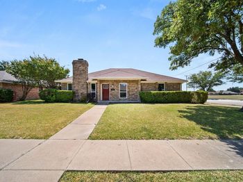 3802  Roan Circle 