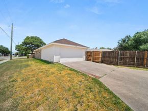 3802  Roan Circle , Garland Texas 75043