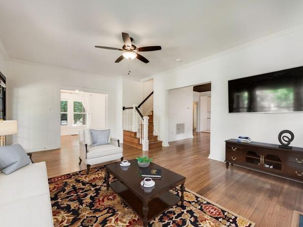 1124  Clara Street , Fort Worth Texas 76110