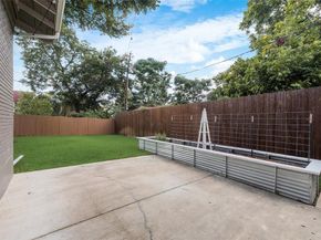 1124  Clara Street , Fort Worth Texas 76110