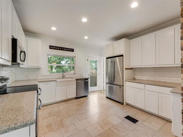 1124  Clara Street , Fort Worth Texas 76110