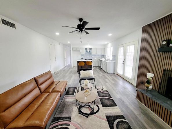 4636  Gleneagle Street , Mesquite Texas 75150
