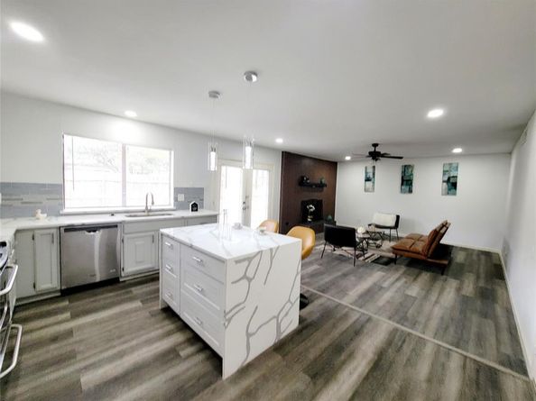 4636  Gleneagle Street , Mesquite Texas 75150
