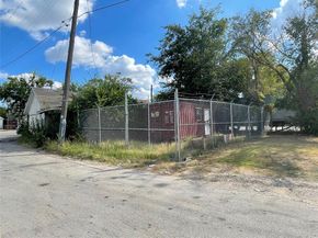 1807 S Malcolm X Boulevard , Dallas Texas 75226