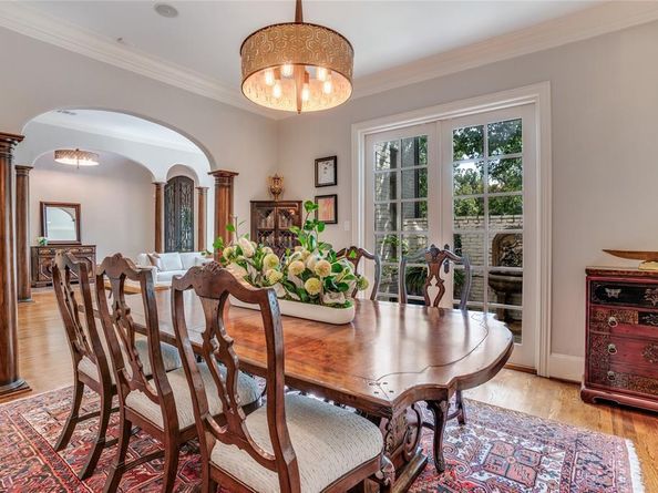 4731 N Lindhurst Avenue , Dallas Texas 75229
