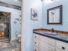 4731 N Lindhurst Avenue , Dallas Texas 75229