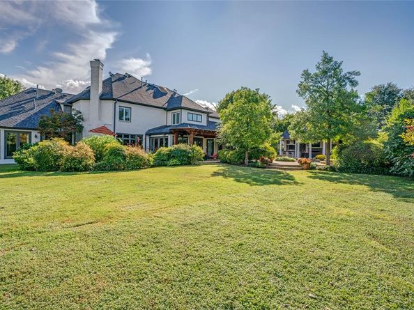 4731 N Lindhurst Avenue , Dallas Texas 75229