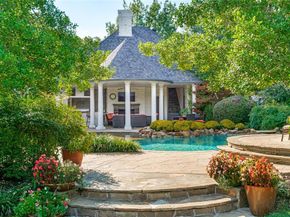 4731 N Lindhurst Avenue , Dallas Texas 75229