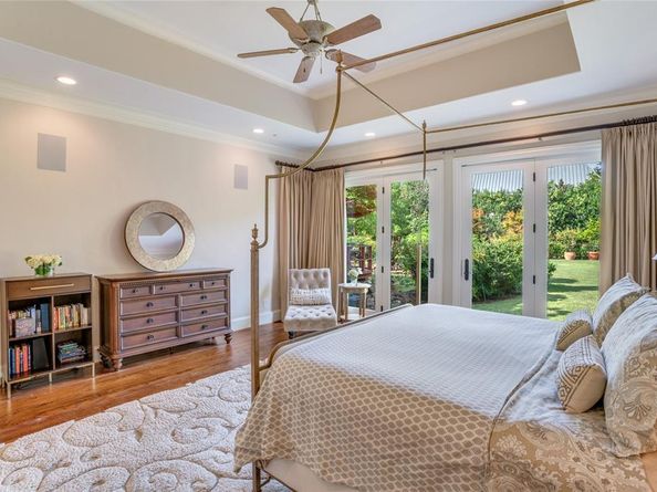 4731 N Lindhurst Avenue , Dallas Texas 75229