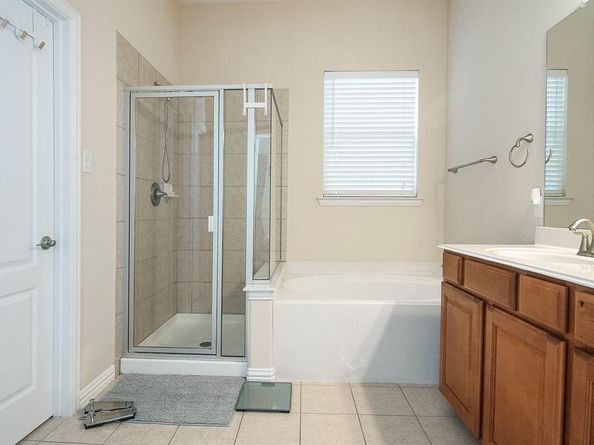 8624  Iron Horse Drive , Irving Texas 75063