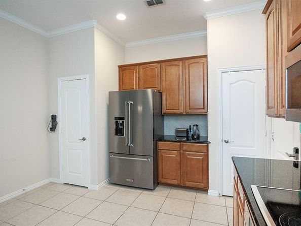 8624  Iron Horse Drive , Irving Texas 75063