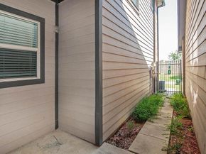 8624  Iron Horse Drive , Irving Texas 75063