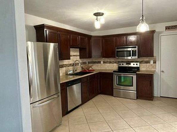 5825  Turner Street , The Colony Texas 75056