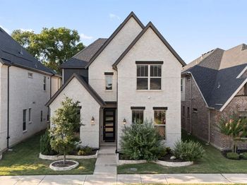 1911  Cathedral Drive 