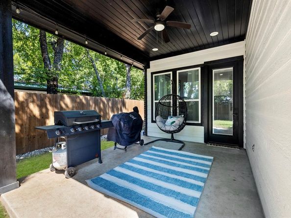 2318  Jonesboro Avenue , Dallas Texas 75228