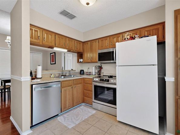 4130  Proton Drive  7C, Addison Texas 75001