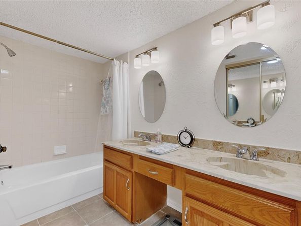 4130  Proton Drive  7C, Addison Texas 75001