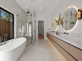 6231  McCommas Boulevard , Dallas Texas 75214