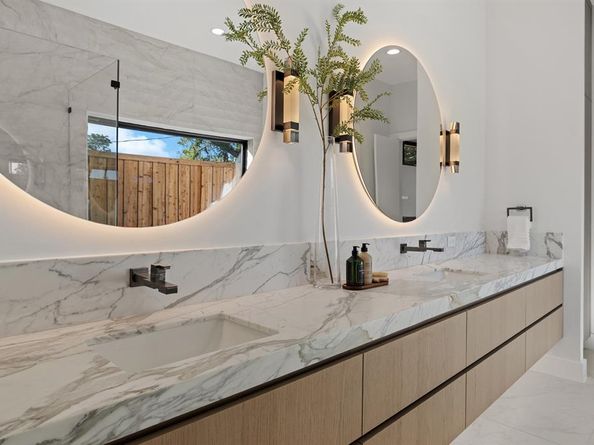 6231  McCommas Boulevard , Dallas Texas 75214