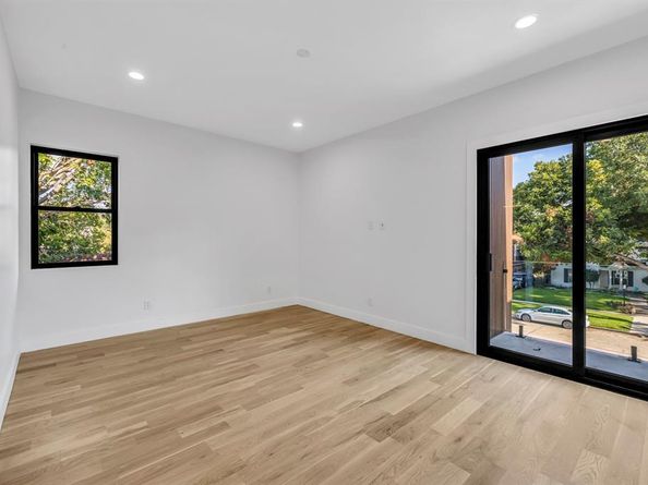 6231  McCommas Boulevard , Dallas Texas 75214