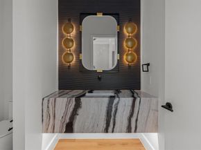 6231  McCommas Boulevard , Dallas Texas 75214