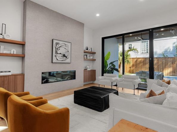 6231  McCommas Boulevard , Dallas Texas 75214