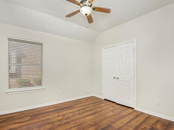 5915  Saddleridge Court , Grand Prairie Texas 75052