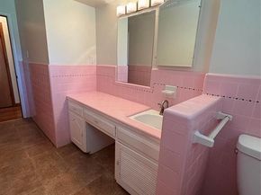 2523  Whitewood Drive , Dallas Texas 75233