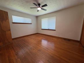 2523  Whitewood Drive , Dallas Texas 75233