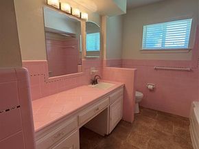2523  Whitewood Drive , Dallas Texas 75233