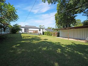 2842  Burlington Boulevard , Dallas Texas 75211