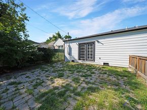 2842  Burlington Boulevard , Dallas Texas 75211