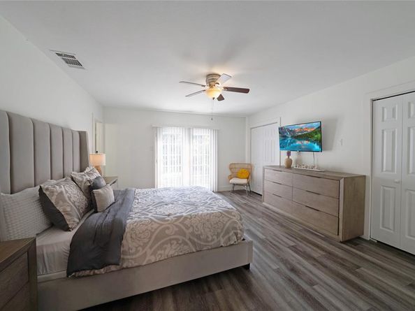 2842  Burlington Boulevard , Dallas Texas 75211