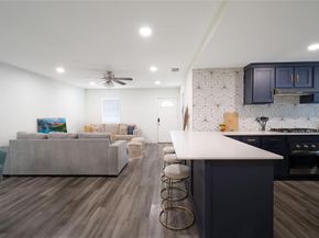 2842  Burlington Boulevard , Dallas Texas 75211