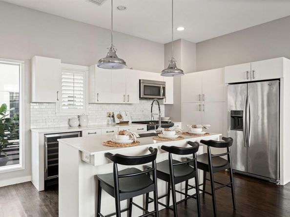 4916  Kilroy Drive , Dallas Texas 75204