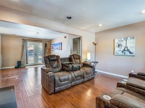 2605  Carten Street , Fort Worth Texas 76112