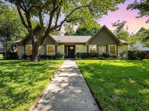 432  Pleasant Valley Lane , Richardson Texas 75080