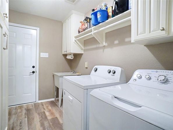 112  Ty Lane , Azle Texas 76020