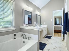 112  Ty Lane , Azle Texas 76020