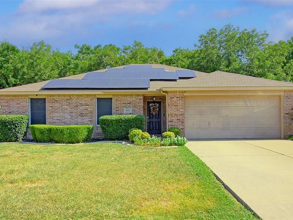 1832  Kings Cross Drive , Lancaster Texas 75134