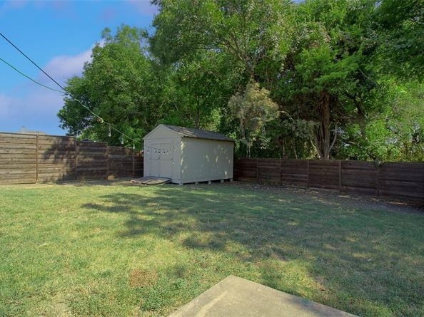 1832  Kings Cross Drive , Lancaster Texas 75134