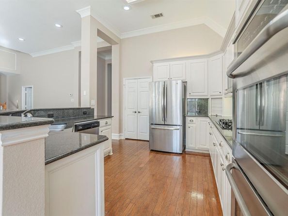 2503  April Sound Lane , Frisco Texas 75033