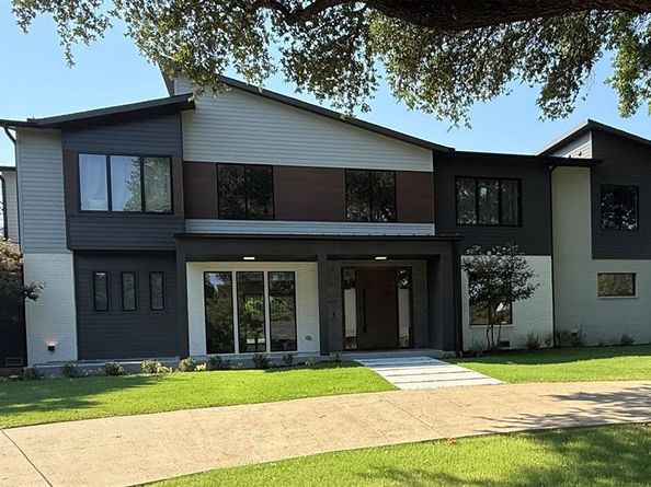 13693  Peyton Drive , Dallas Texas 75240