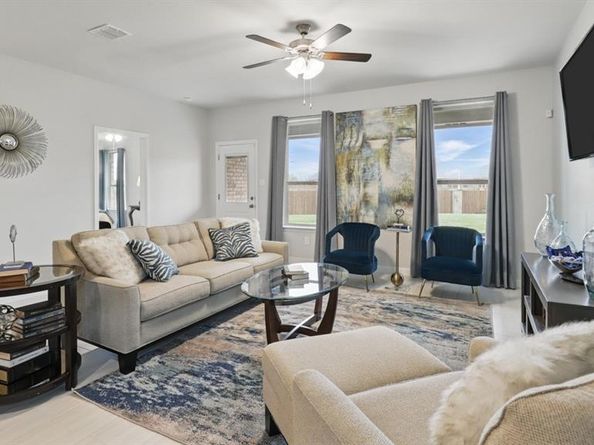 705  AMBER FIELDS Drive , Denton Texas 76249